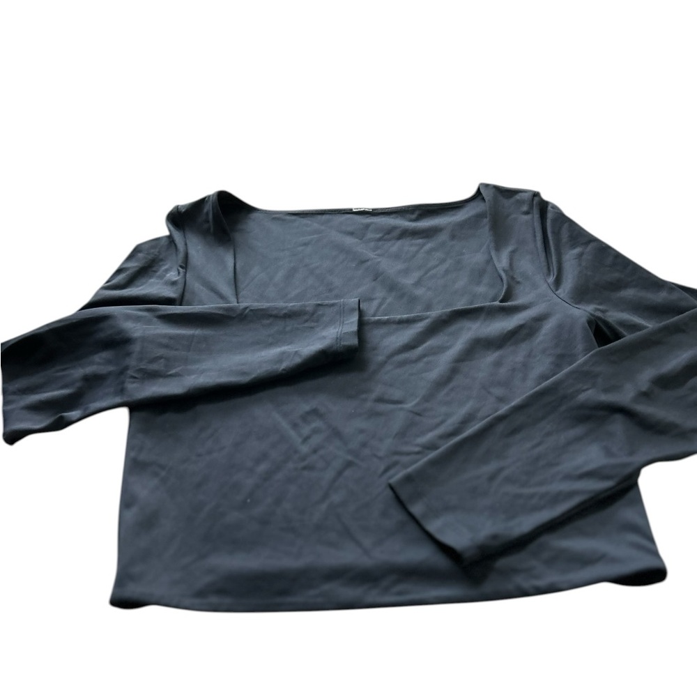 Women’s Black Square Neck Long Sleeve Top